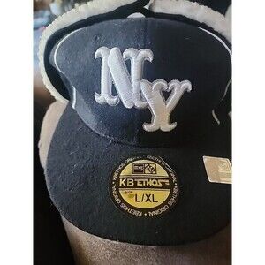 NEW KB Ethos New York Yankees HAT Wool Dog Ear Trapper Cap MLB L/XL Excellent